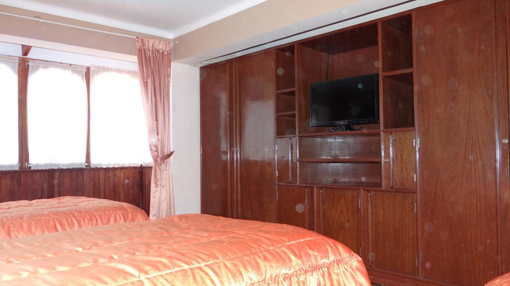 Casa De Huespedes Isabella Hotel ซูเกร ภายนอก รูปภาพ