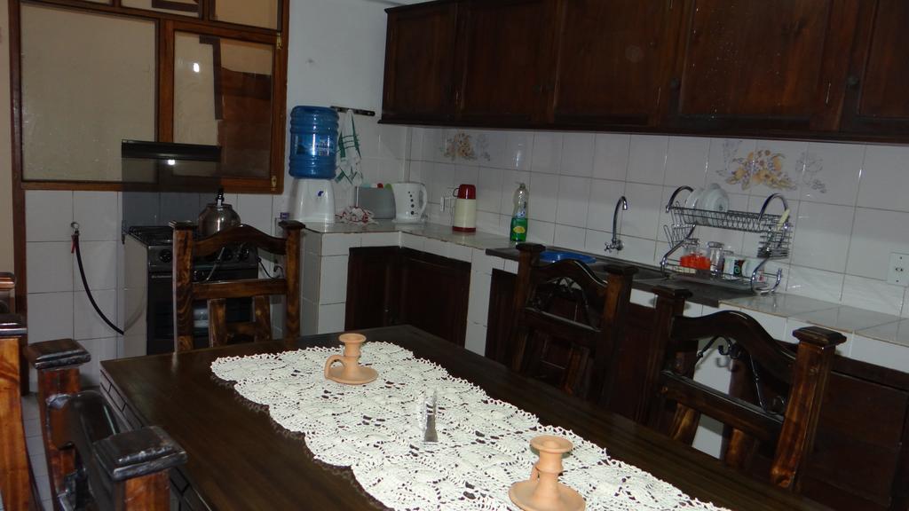 Casa De Huespedes Isabella Hotel ซูเกร ภายนอก รูปภาพ